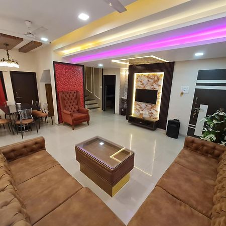 4Bhk Vrindavan Bungalows By Bookmybungalow Lonavala Luaran gambar